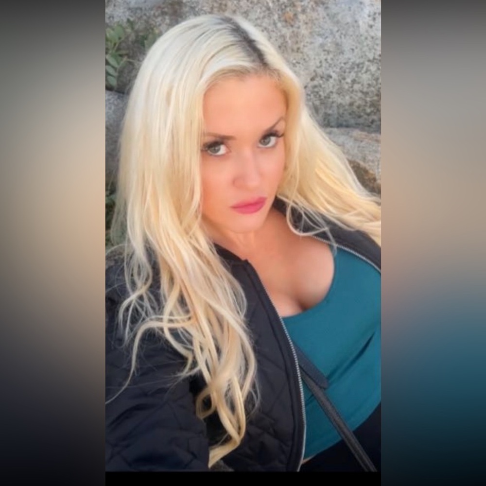 Meet your Posher, Lucy